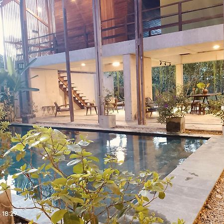 Hachi Homestay & Spa Hue Eksteriør bilde